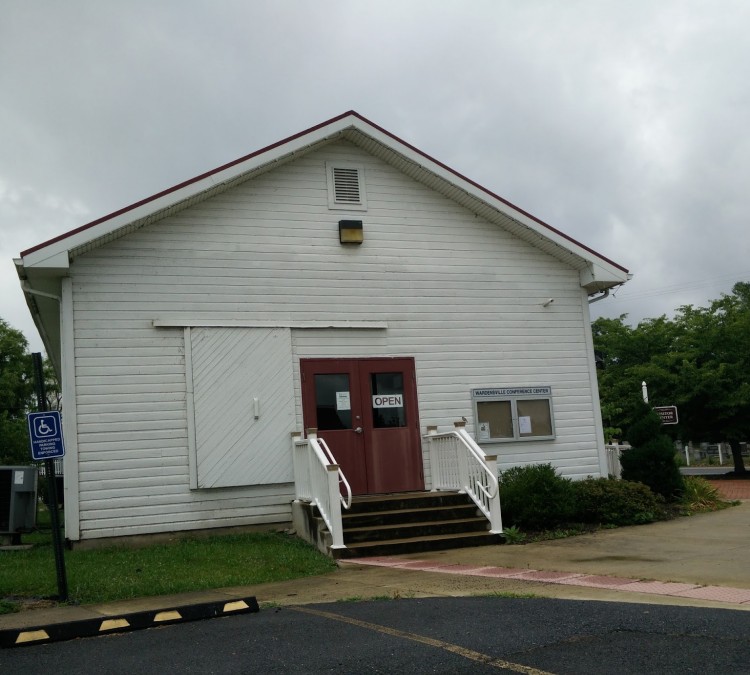 Wardensville Confernce and Visitors Center (Wardensville,&nbspWV)